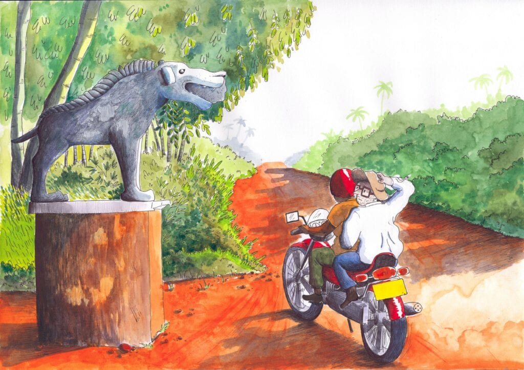 Exploration de la nature en moto. Statue de dinosaure dans la forêt tropicale.